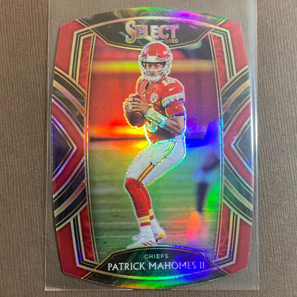 🔥PATRICK MAHOMES REFRACTOR RED DIE CUT ~ 2020 PANINI SELECT FOOTBALL… - Picture 4 of 5